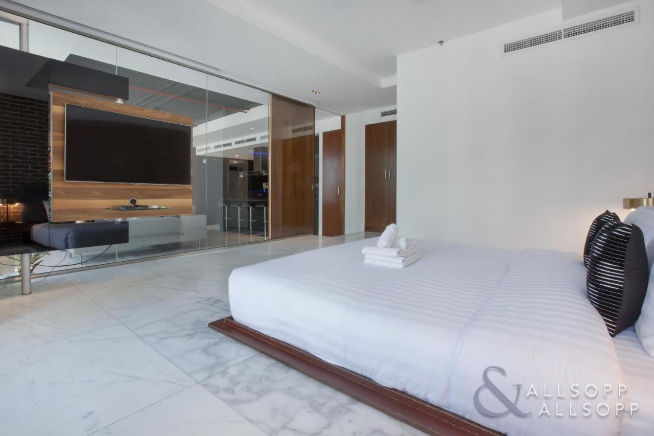 Elegantly Upgraded 1br In Limestone House, Difc - Allsopp&allsopp * Dubai