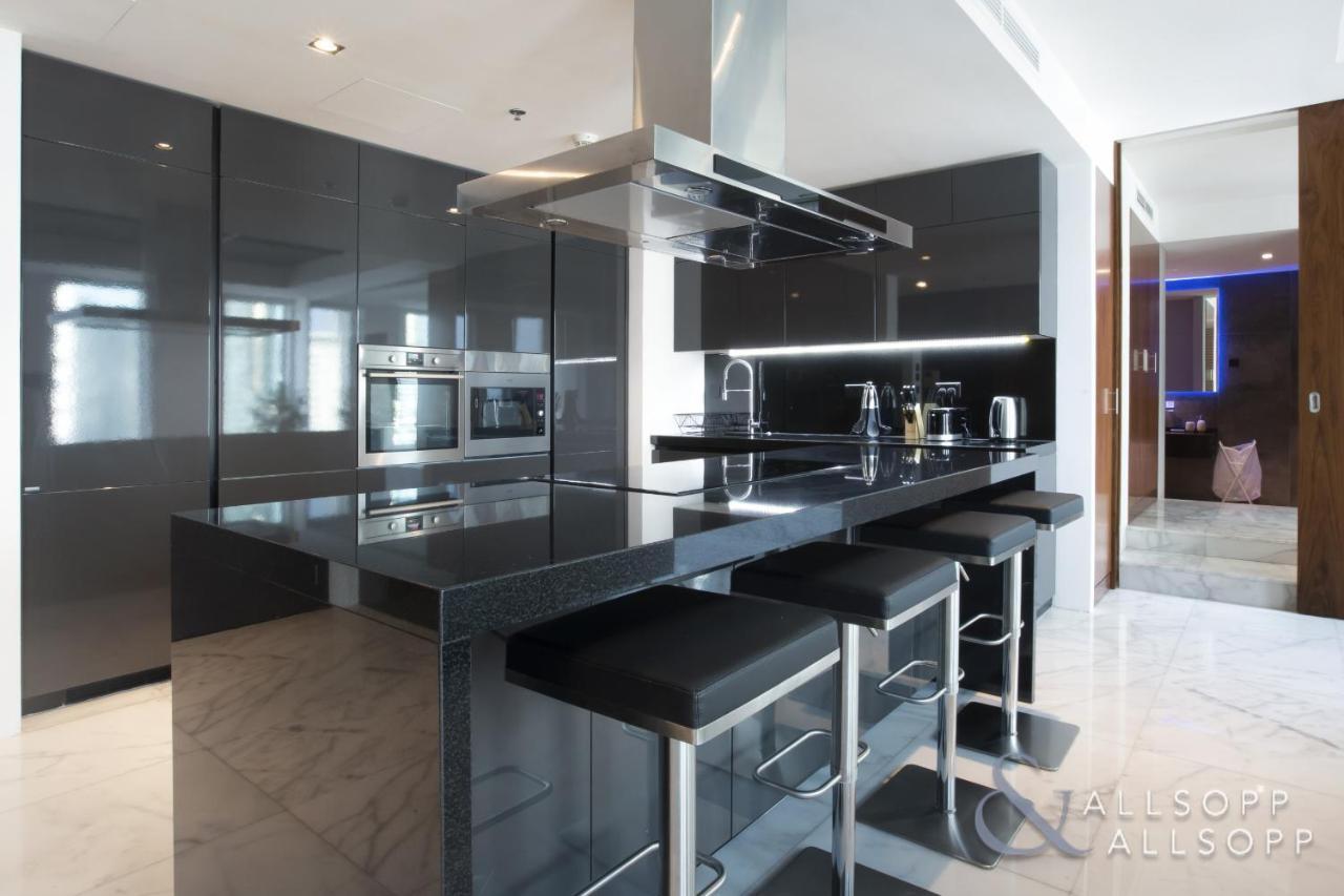 Apartment Elegantly Upgraded 1br In Limestone House, Difc - Allsopp&allsopp *